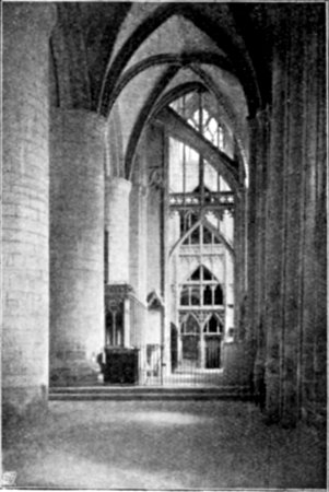 SOUTH AISLE OF NAVE.