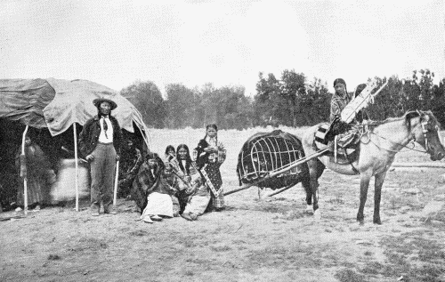 CHEYENNE. STUMP HORSE AND FAMILY