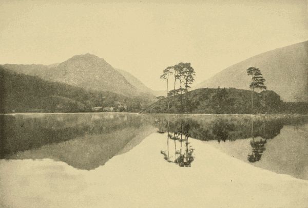 ISLAND IN GRASMERE LAKE