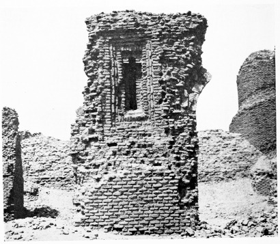 Fig. 166.—ABU DULÂF, NICHED PIER OF NORTHERN ARCADE.